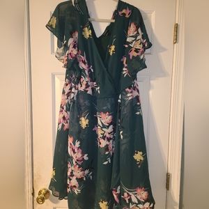 Torrid Dress floral sz 2
